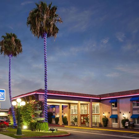Travelodge By Wyndham Orange County Airport/ Costa Mesa Dış mekan fotoğraf