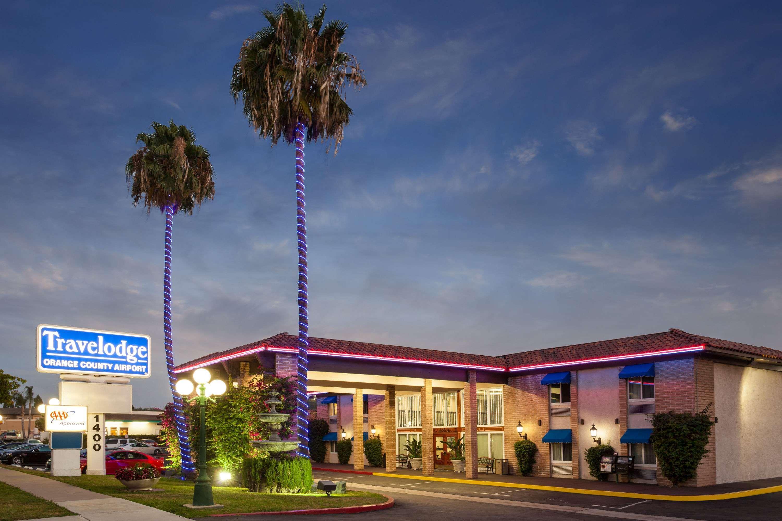 Travelodge By Wyndham Orange County Airport/ Costa Mesa Dış mekan fotoğraf