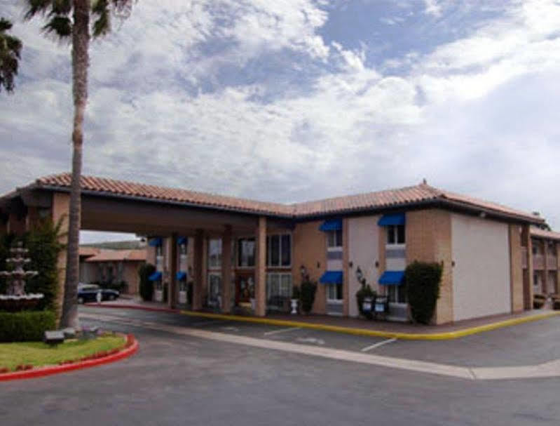 Travelodge By Wyndham Orange County Airport/ Costa Mesa Dış mekan fotoğraf